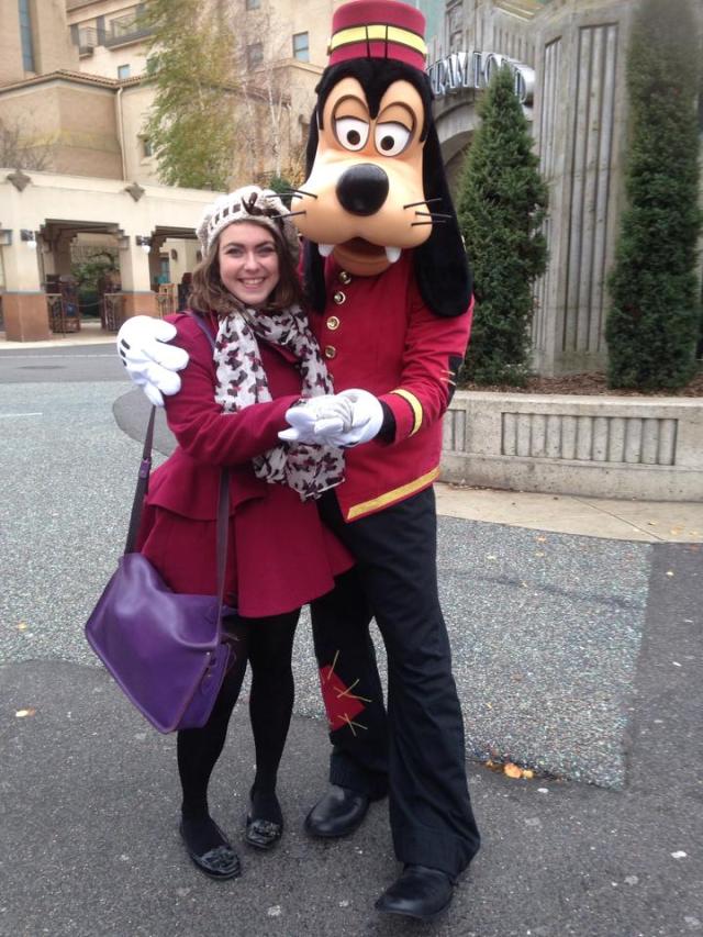 goofy dingo bellhop tower of terror tour de la terreur